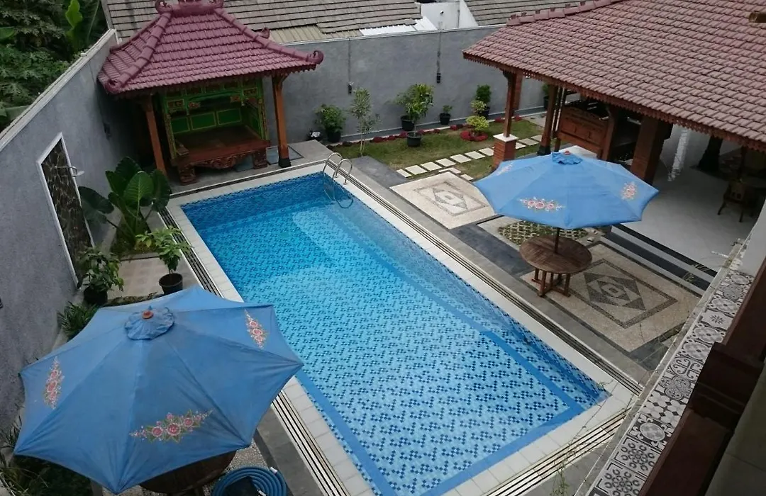 Villa Ndalem Sidoarum Syariah-1